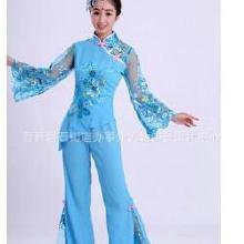 套裝服飾批發全攻略 廠家、價格與市場洞察